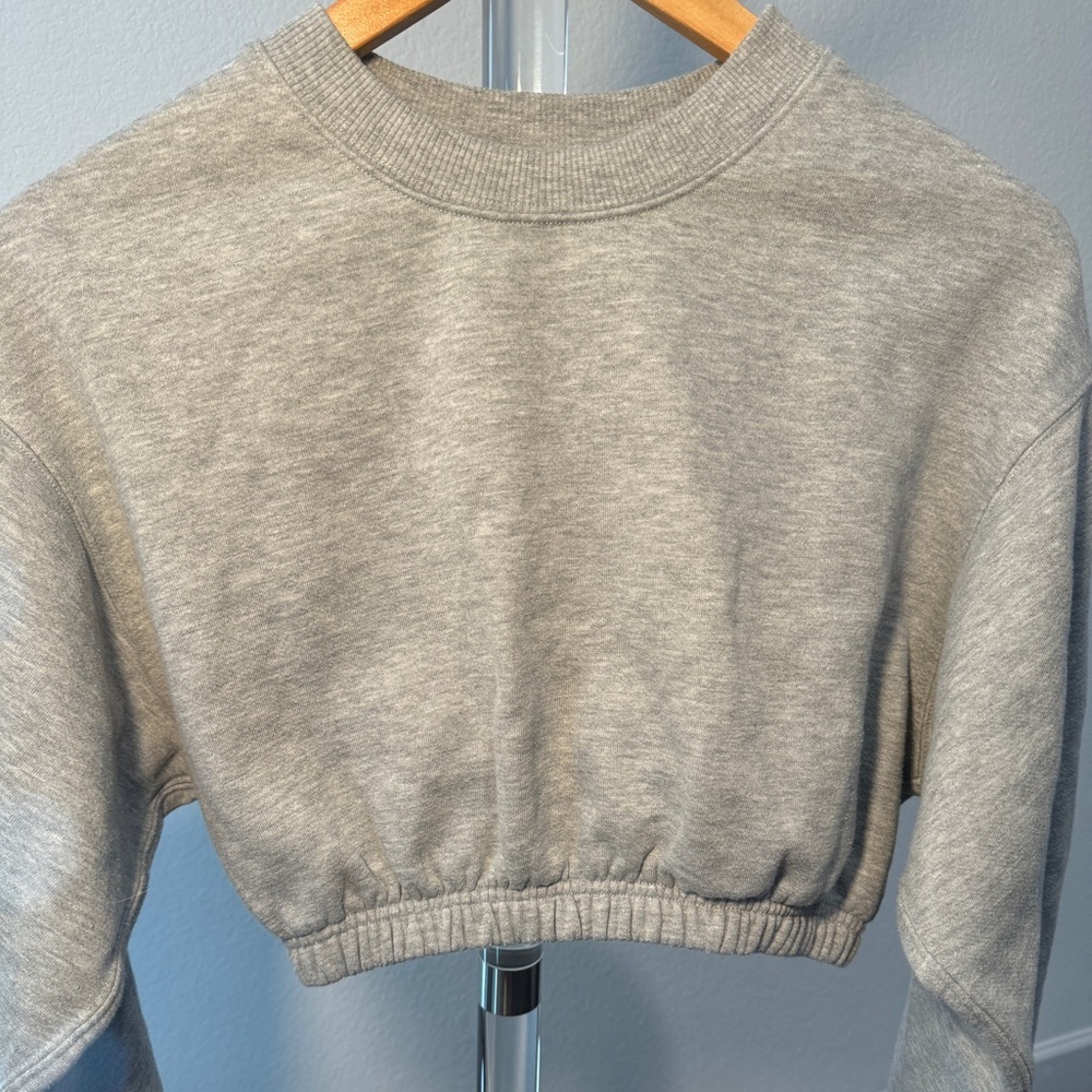 ALO Gray Devotion cropped sweatshirt